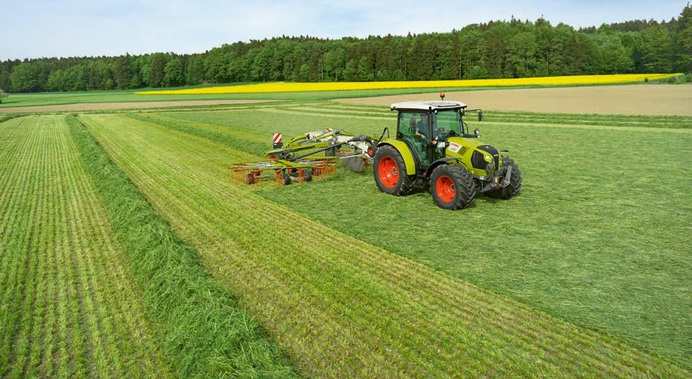 Stroj šetřící čas: efektivní, čistý, úspěšný. LINER 2900 / 2800 LINER 2900. Se 14 rameny prstů PROFIX je LINER 2900 velmi výkonný stroj a opravdový profesionál v oblasti sklizně senáže.