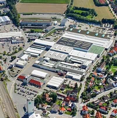 Týmový hráč ve sklizňovém řetězci. Neustále se měnící podmínky, lidé a procesy sklizně vytvářejí komplexní požadavky na techniku.