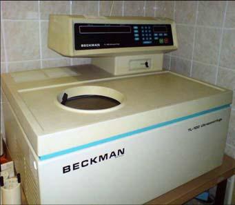 model Sigma- Aldrich s.r.o. (Praha, Česká republika) Spe-ed SPE Cartridges C18/18% (500 mg / 3 ml / 40 μm / 60 Å), Applied Seprations (Allentown, USA) Elektrický vibrační strojek Lab Dancer IKA WERKE