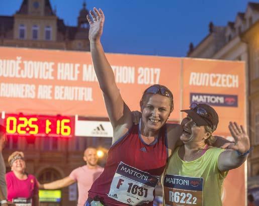 Trička budou k dostání během Running Expa a také online na sportisimo.cz. Část výtěžku z prodeje půjde značce MAAPPI, která pomáhá dětem s autismem jako je Matěj.