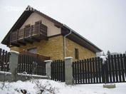 Srovnatelné nemovitosti Název: Rodinný dům Prosečnice Použité koeficienty: K1 Redukce pramene ceny 0,95 K2 Velikosti objektu 1,01 K3 Poloha 1,01 K4 Provedení a vybavení 0,95 K5 Celkový