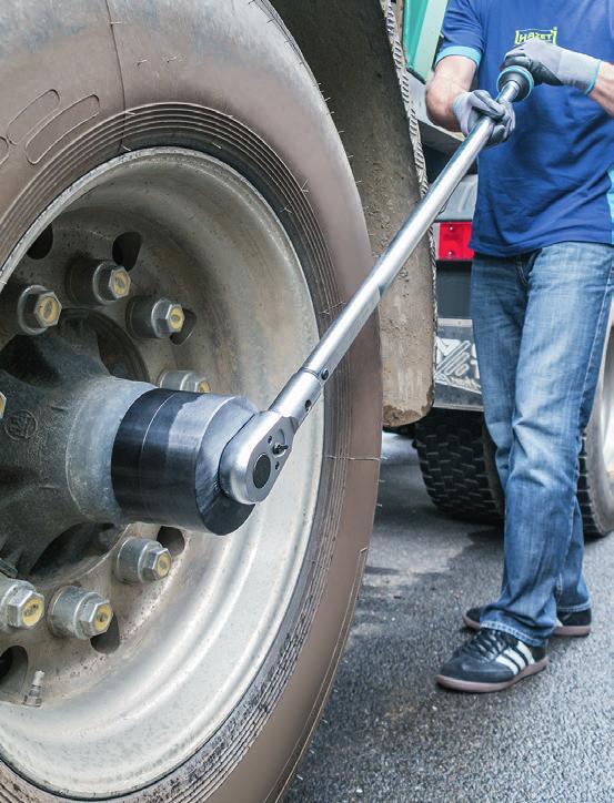 přístupné šroubení tlumičů Šroubení tlumičů pro nastavení odklonu na vozech MERCEDES-BENZ Sprinter, VW Crafter