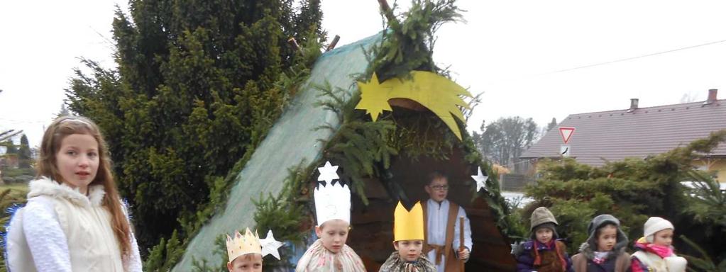 Z KULTURNÍHO ŽIVOTA ŽIVÝ BETLÉM V neděli 25.12.2016 jsme u kaple sv.
