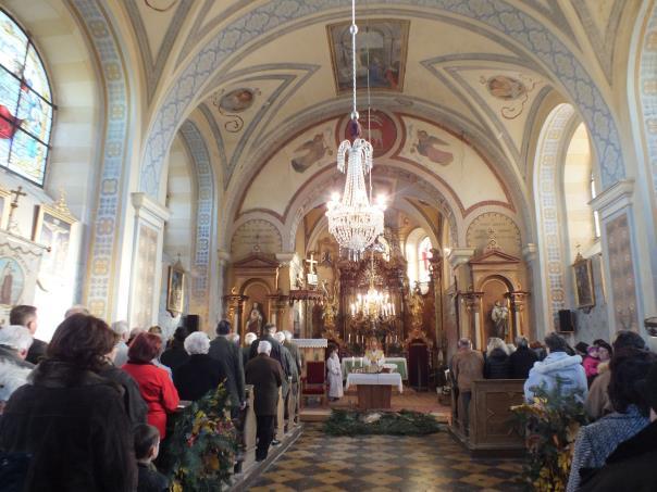 září při příležitosti Švestkové pouti se konaly tři mše (od 8.00 hod., 10.00 hod. a 14.00 hod.). V neděli 25. července 2015 se od 15.00 hod. v homolském kostele uskutečnil koncert skupiny Gemma ze Sopotnice.