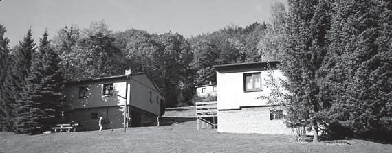 Úhradu provádějte pomocí složenky typu C na výše uvedenou adresu nebo převodem na účet: č.