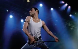 Bio mamababy - Bohemian Rhapsody Film Bohemian Rhapsody je oslavou rockové skupiny Queen, jejich hudby a především Freddieho Mercuryho, který svou tvorbou i životem vzdoroval