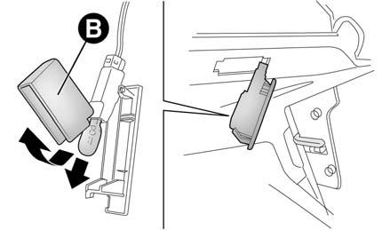 V NOUZI 221 OSVĚTLENÍ ZAVAZADLOVÉHO PROSTORU Postup při výměně žárovky: otevřete víko zavazadlového prostoru; zatlačte v bodě vyznačeném šipkami a vytáhněte svítilnu A-obr. 32; otevřete kryt B-obr.