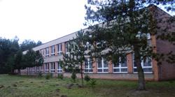 Ve třech ročnících studuje až 140 žáků oboru Chovatel koní a jezdec, od září 2010 platí nový název oboru Jezdec a chovatel koní (toto označení je společné pro některé partnerské školy).