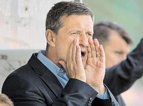 Příbramsko 11. května 2018 31 Příbram pospíchá zpět do ligy Dohrávka ve Varnsdorfu vrátila příbramským fotbalistům důležitý náskok na postupové příčce. Chybějí poslední čtyři kola. PETR PROCHÁZKA ML.