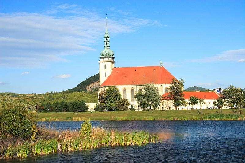 Zachované historické památky Obr.17 - Děkanský kostel Nanebevzetí Pann Marie, Most.