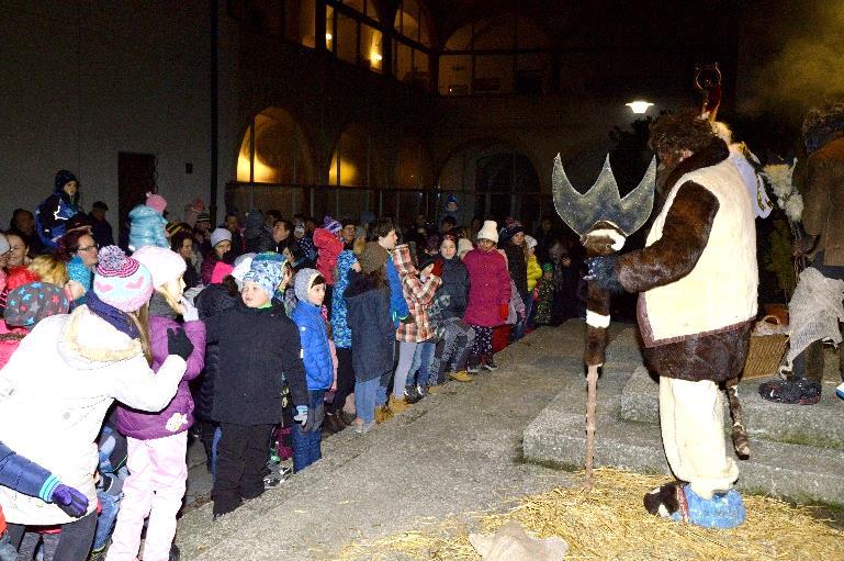 otevřelo Peklo a za vydatného vypouštění