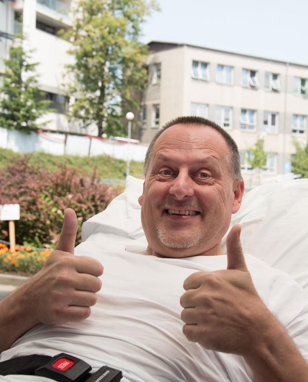 8 strana příběh pacienta časopis fakultní nemocnice olomouc časopis fakultní nemocnice olomouc příběh pacienta strana 9 příběh se šťastným koncem ZRANĚNÝ MOTORKÁŘ: TRAUMATOLOGOVÉ MĚ DALI DOHROMADY»