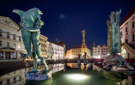 Olomouc do kapsy památky 25 Roku 1719 se palác stal majetkem města, od roku 1816 zde sídlili pevnostní velitelé, mezi nimi i polní maršálek Jan Josef Václav Radecký.