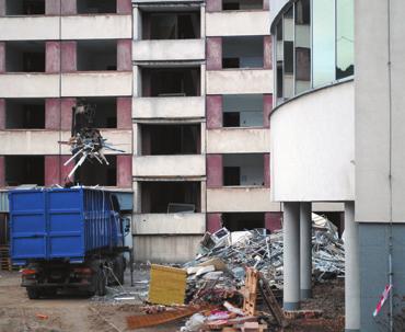 SPOLEČNOST Nemocniční pavilon CH už brzy zmizí Otevřením budovy C (pavilonu chirurgických oborů) a jejím uvedením do provozu investice Kraje Vysočina do budov v areálu Nemocnice Třebíč nekončí.