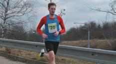 Postaral se o to Petr Zimola, který 4500 m dlouhou trať proběhl za 13:47 min, na poloviční trati žen zvítězila časem 9:25 min rovněž novoměstská Lydie Brázdová a na stejné trati mezi dorostenci byl