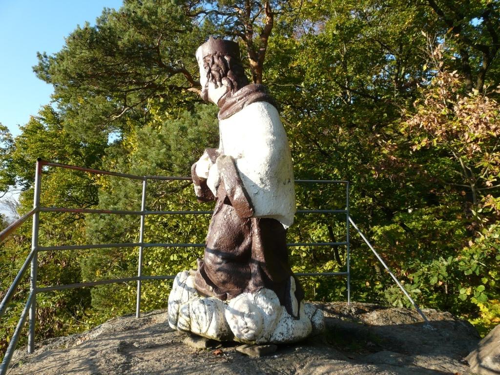 Františka Serafínského, nástavec hlavního oltáře 8