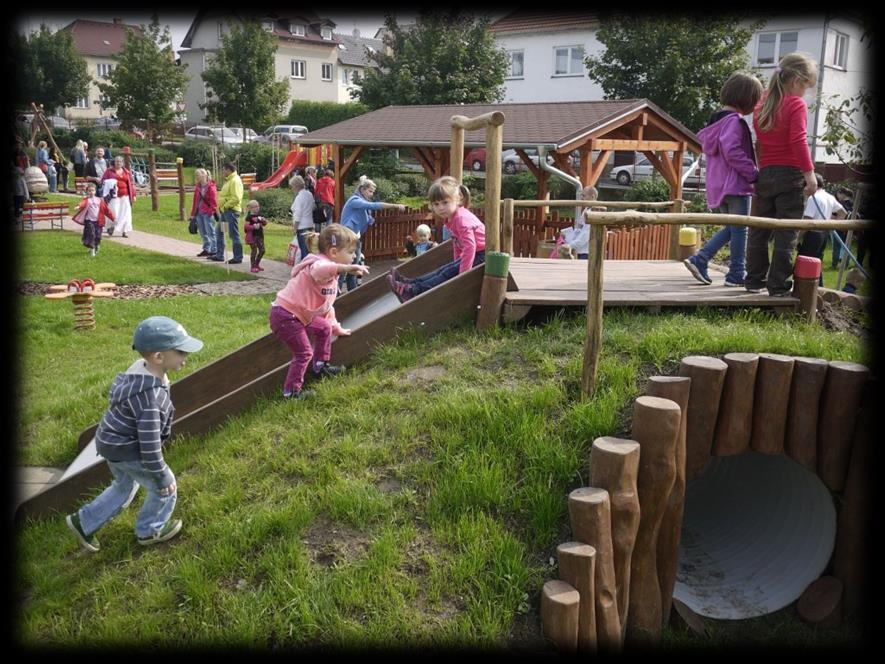 ZPŮSOBILÉ VÝDAJE NA VEDLEJŠÍ AKTIVITY demolice původního objektu, ve kterém probíhala výchova a vzdělávání dětí, a budov na pozemku objektu, jejichž odstranění souvisí s realizací projektu; demolice