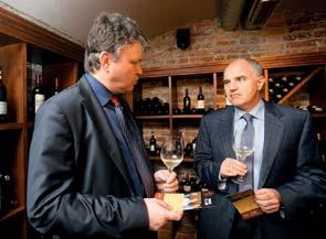 kanceláře Norton Rose Vinotéku restaurace La Finestra ocenil Bohuslav Švamberk