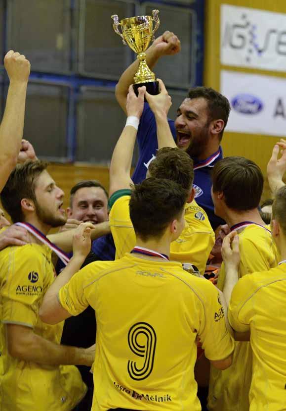 bulletin Futsal Oběžník FUTis 17/02 Vážení futsalisté! Známe první mistry České republiky ve futsalu pro sezónu 16/17.