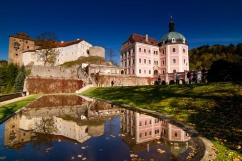 (Lk 1, 38) Datum: sobota 7. října 2017 Místo: Opatství Nový Dvůr, zámek Bečov a klášter Teplá Duchovní doprovod: P.