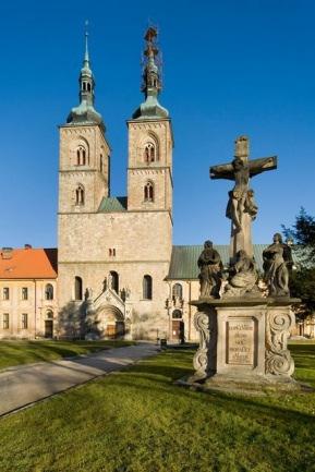 Maura; volno na oběd v restauraci mše svatá v klášteře Teplá, prohlídka kostela výročí 800 let úmrtí bl. Hroznaty, prohlídka Život v barokním klášteře Sraz: 6.30 hod.
