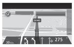 Stiskem "Info" zobrazíte přehled původní i alternativní trasy. Pak stiskněte "Done" pro nastavení rychlejší trasy nebo "Current route" pro pokračování po původní trase.