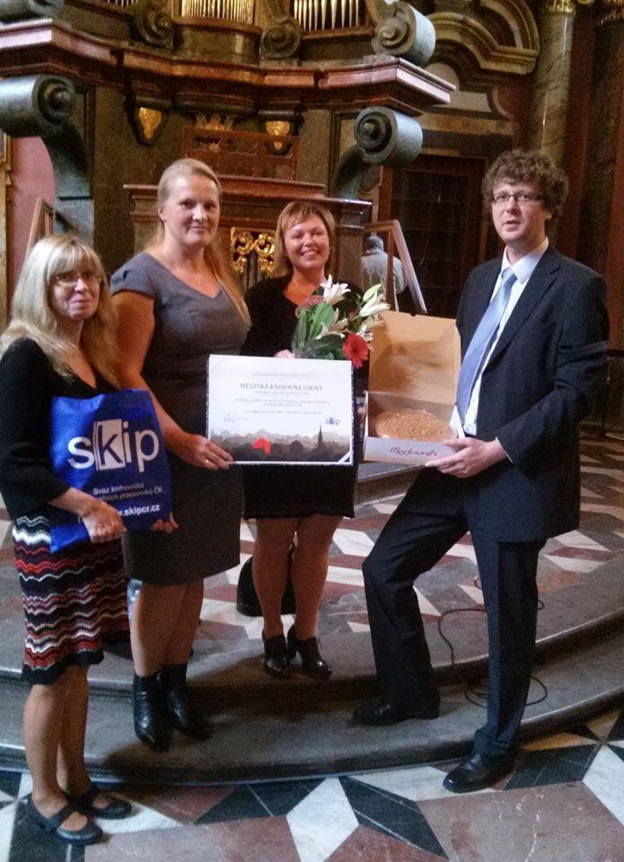 81 V soutěži SKIP o nejlepší městskou knihovnu roku 2015 v kategorii měst 10 20 000 obyvatel získala 1. místo Městská knihovna Louny (viz http://www.skipcr.