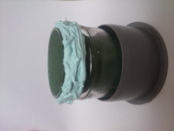 potřeba připravit testovaný vzorek. Vzorky byly vystřiženy do kruhového tvaru o průměru 10 cm.