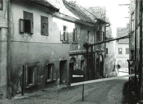 Ulice Velenova (1982) Ulice Velenova s bývalou