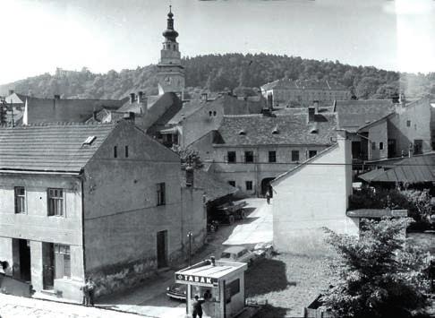 Trafika na ulici Kpt. Jaroše (50. 60. léta 20.