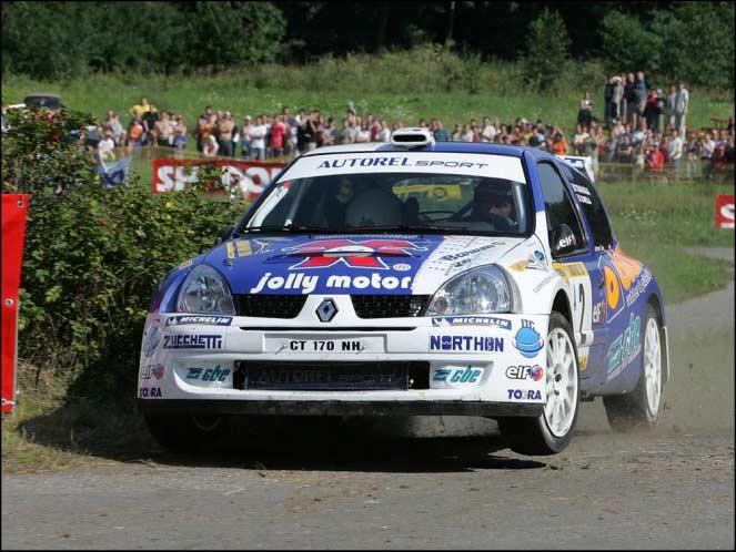 V roce 2004 především v podání předloňského vítěze a evropského šampióna Simona Jean-Josepha z Francie na voze Renault Clio S1600, jeho vyzyvatelů z Apeninského poloostrova Giandomenica Bassa a