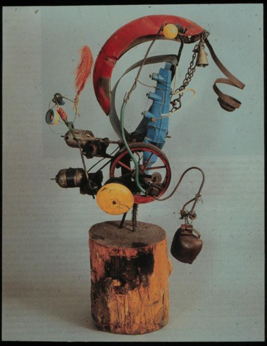31. Tinguely, J., Baluba č. 3, 1959 32. Baader, J., Velké plasto-dio-dada-drama, 1920 Objevitelem kinetického umění, který pracuje s přirozeným pohybem hmoty, je americký kinetista Alexander Calder.