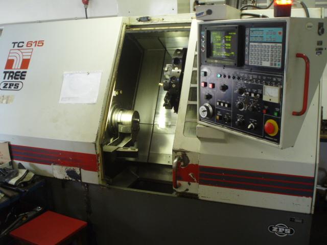 FSI VUT BAKALÁŘSKÁ PRÁCE List 15 Typ soustruhu pro výrobu zadané součásti je TC 615 CNC (viz obr. 7), vyroben firmou ZPS a. s. Zlín. Technické údaje jsou v tabulce 3.2. Obr. 7 Soustruh TC 615 CNC 6.