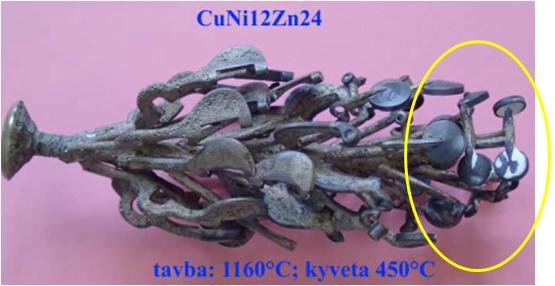 Metalografie- vzorek (CuNi12Zn24), spodní část Obrázek 85:Ze stromečku z tavby slitiny CuNi12Zn24, byly odříznuty vzorky z horní, střední a spodní části stromečku.