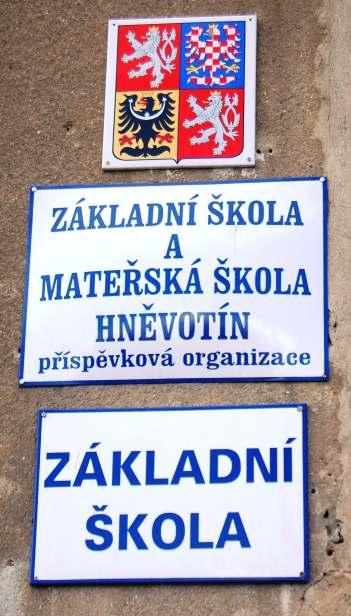 Obecní samospráva. První práce na plánovaných akcích byly zahájeny. Jak jsme již pøedeslali v prosincovém vydání Zpravodaje, byly v mìsíci lednu zahájeny práce na zøízení nového zdravotního støediska.