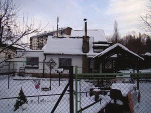 Pedmt ocenní: Znalecký posudek. 39-3594/13 o odhadu tržní hodnoty nemovitosti (obvyklé ceny) pro úel exekuního ízení pro exekutora Mgr. Pavlu Fuíkovou Zahradní chata bez.p./.e. na pozemku pac.