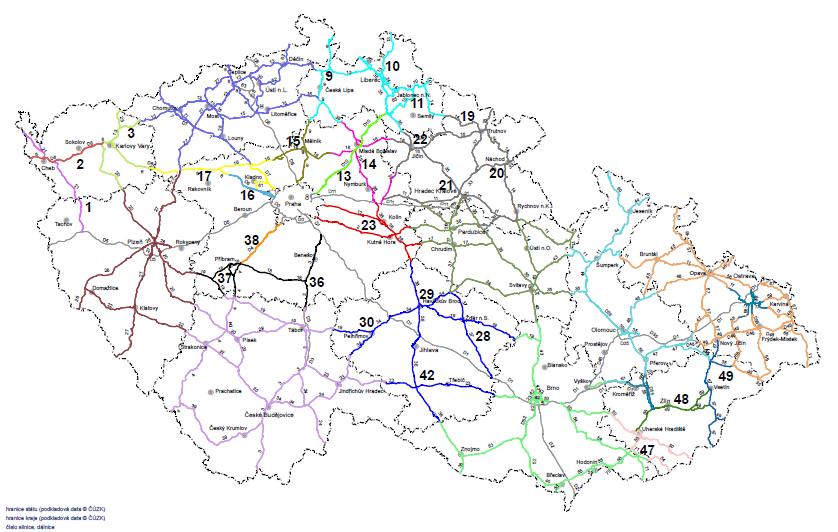 Obrázek 2 Údržba dodavatelsky 4. Vyhodnocení zimní údržby sezony 2016/2017 Z pohledu nároků na zajišťování zimní údržby, patřila uplynulá sezona jako celek z dlouhodobého pohledu mezi podprůměrné.