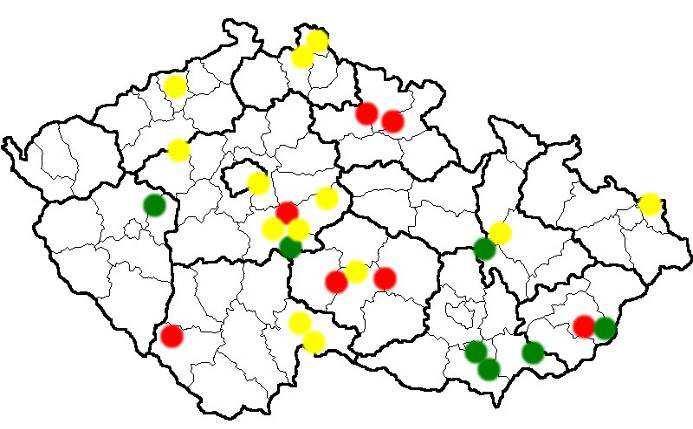 (červeně nově vykoupené lokality, zeleně rozšířené, žlutě v uplynulém období beze změny) Příloha 12 Výsledky Národní sítě záchranných stanic ROK PŘIJATO VYPUŠTĚNO ZPĚT DO PŘÍRODY VYPUŠTĚNÍ (%) ÚHYN /