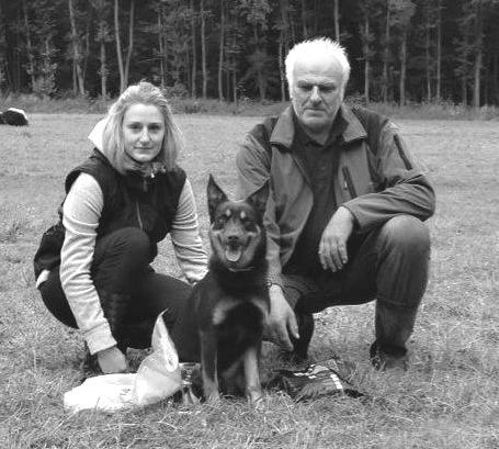 TM (1) TO (4) Aimy z Hornoslezska...V1, CAJC Henriette Bugi Vugi... V1, CAC, res. CACIB Orchidea z Old Pembroku...V4 Cuuchin Dream O Gold...V3 Enid Emotion Kinberger s...v2, res.