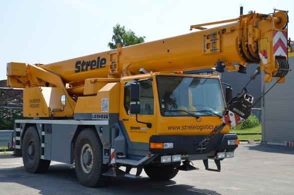 AUTOJEŘÁB Název: LIEBHERR LTM 1040 2.