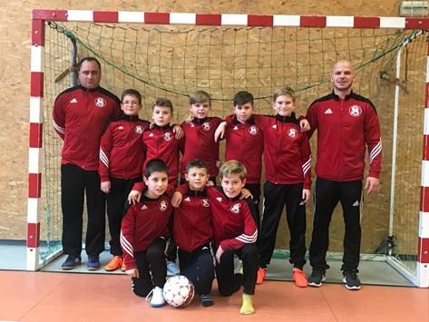 BULLETIN SPORTOVNÍ UDÁLOSTI FOTBAL - Úspěchy starší přípravky Mužstvo starší přípravky nastupovalo do konce roku v 5 halových turnajích, přičemž 2 x to bylo v hale v Berouně a po jednom v Králově