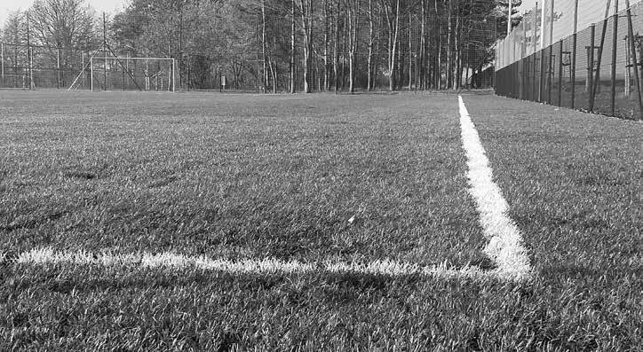 18 Co se událo... Nové sportovní hřiště v Černilově NÁROD SOBĚ, aneb nepatříme do starého železa.