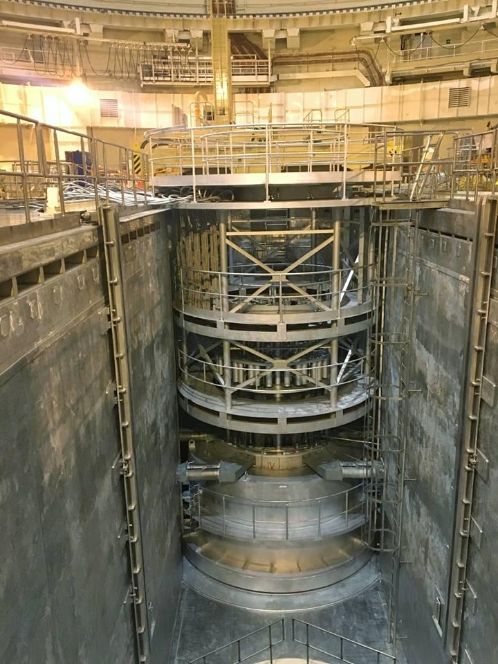 Primární okruh VVER-1000 Dokončena montáž reaktoru O.