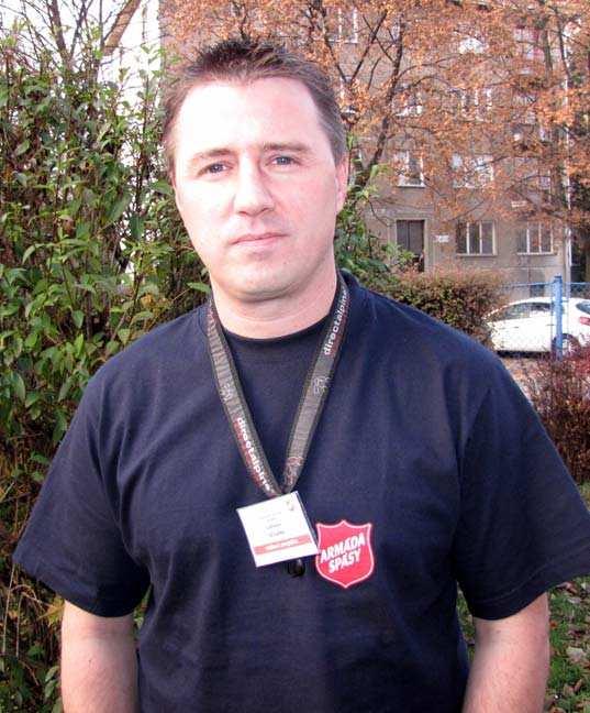 2 x KARVINSKÝ DENÍK x extra Ladislav Solana, vedoucí Azylového domu pro muže Armády spásy v Havířově, v rozhovoru pro Deník říká: Přál bych si více pochopení pro lidi, kteří skončí na ulici, protože