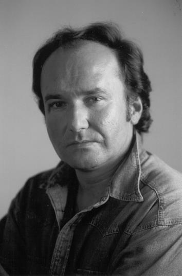 Roman Janál baryton Po absolvování plzeňské konzervatoře v oboru hry na housle byl přijat v roce 1985 do pěveckého oddělení Hudební akademie v Sofii, které ukončil v roce 1990.