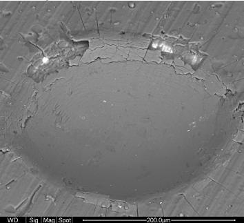 substrát-vrstva způsobeno vnikáním indentoru (Rockwell)