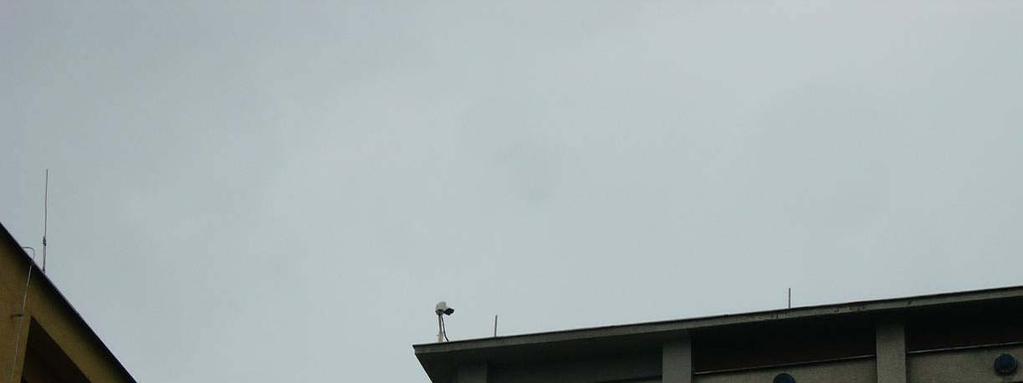 Kamerový bod 7 se skládá z pevné kamery v klimakrytu s rotátorem, napájecího zdroje 12V DC, bezdrátového analogového spoje 10 GHz, bezdrátového