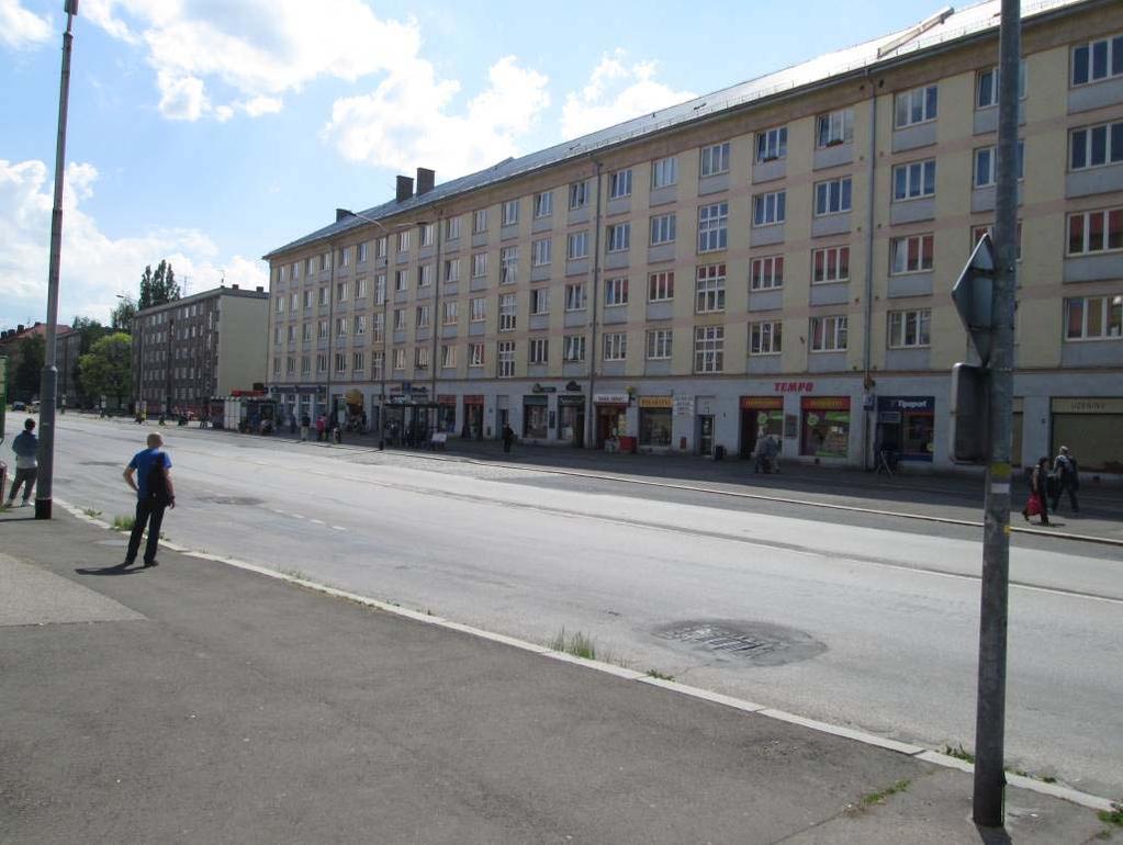 Návrh umístění IP kamery 3 Kamerový bod bude nově umístěný na objektu tř. Osvobození 1675/33 a bude se sestávat ze tří pevných kamer.