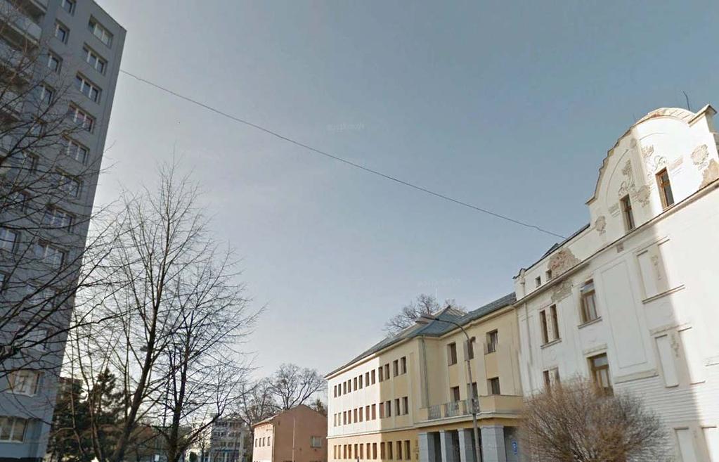 Signály z kamer jsou přenášeny přes optický 16-ti vláknový kabel Multimod 62,5/125 průvěsem na služebnu MPK Univerzitní park 51/1 Karviná.