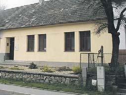 disp 3+1 ZP 161 m 2, zahr 589 m 2 Cena 4300000,-Kč RD 3+KK,